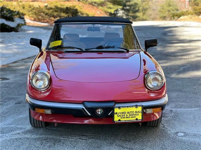 Alfa-Romeo-Spider-1987-2
