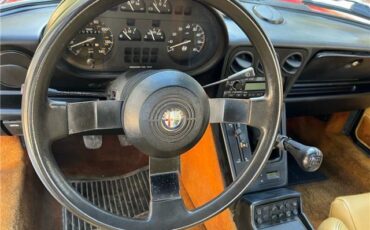 Alfa-Romeo-Spider-1987-21