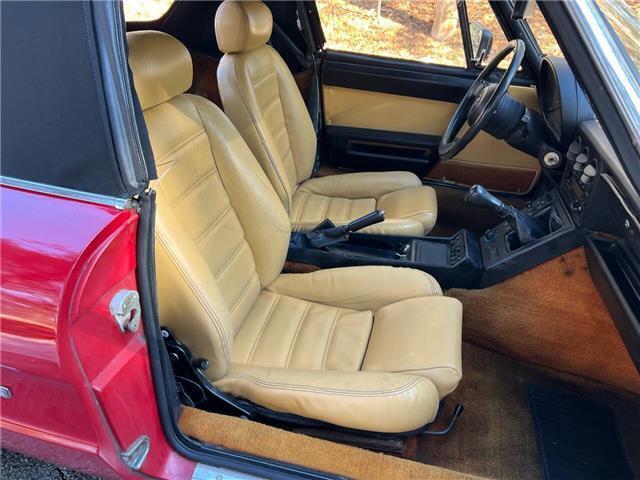Alfa-Romeo-Spider-1987-23
