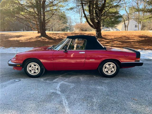 Alfa-Romeo-Spider-1987-3