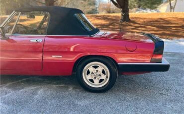 Alfa-Romeo-Spider-1987-5