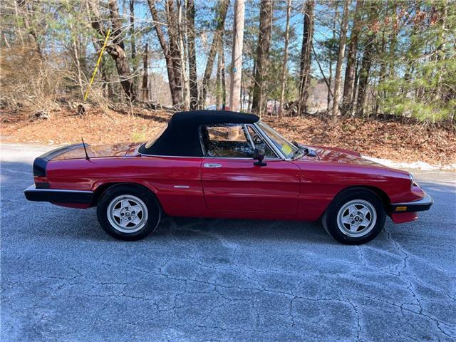 Alfa-Romeo-Spider-1987-7