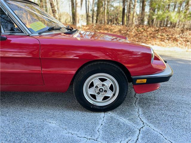 Alfa-Romeo-Spider-1987-8
