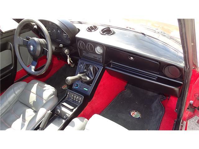 Alfa-Romeo-Spider-1987-CONVERTIBLE-14