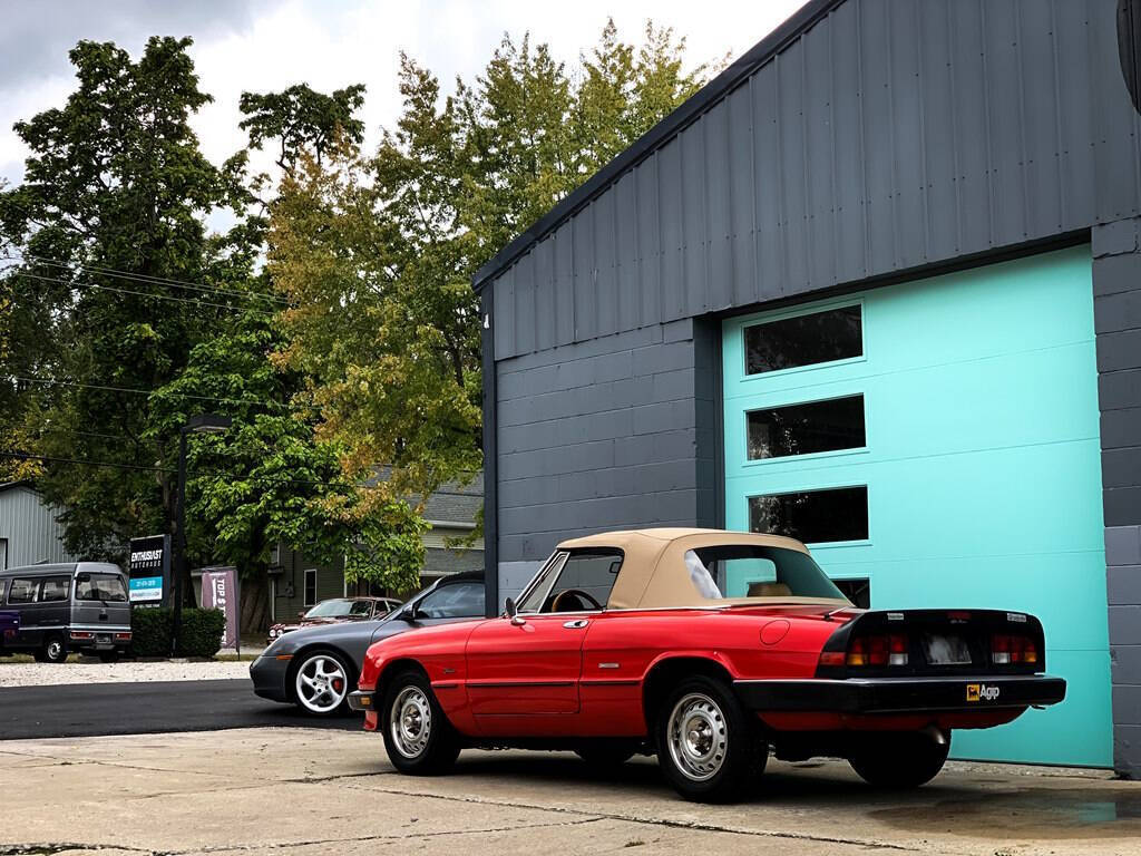 Alfa-Romeo-Spider-1987-Convertible-7