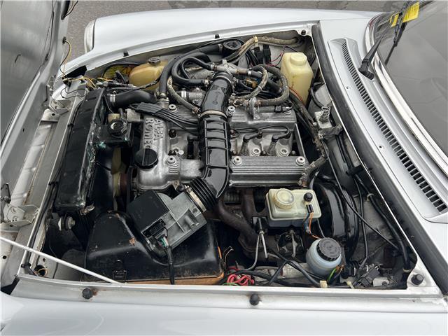 Alfa-Romeo-Spider-Quadrifoglio-1987-33