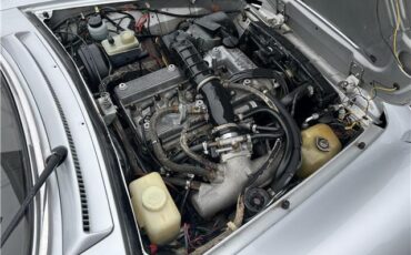 Alfa-Romeo-Spider-Quadrifoglio-1987-34