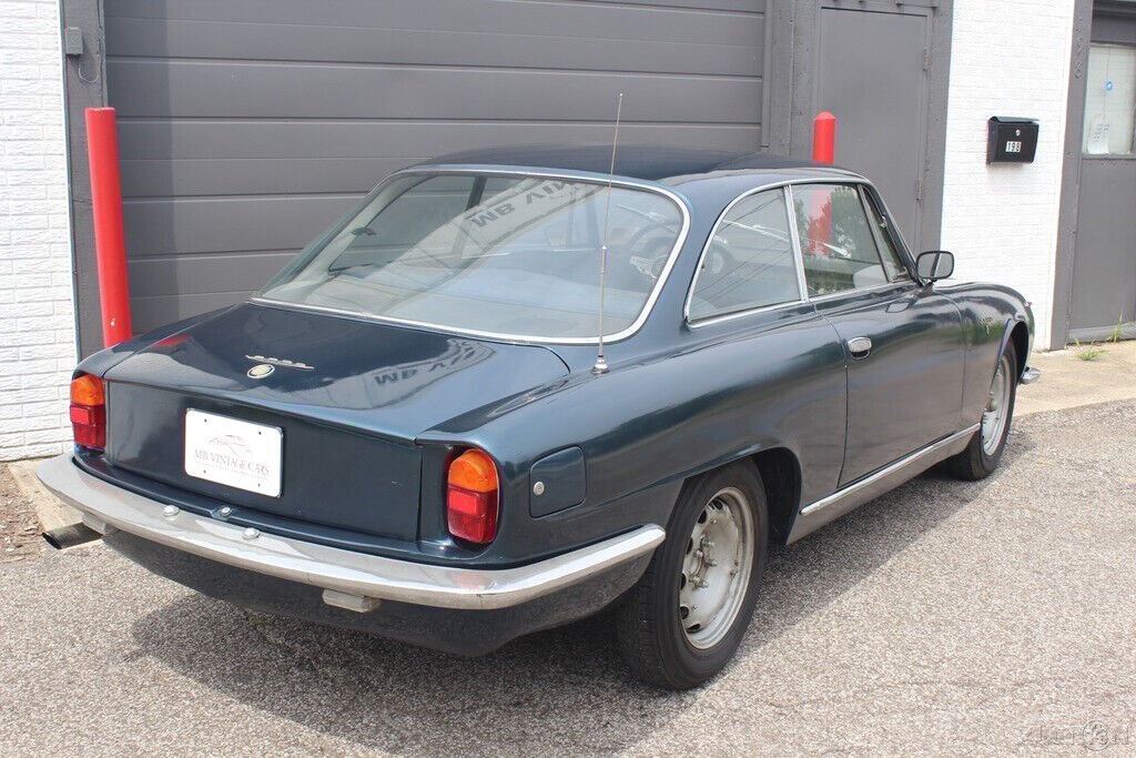Alfa-Romeo-Sprint-2600-1966-Coupe-2