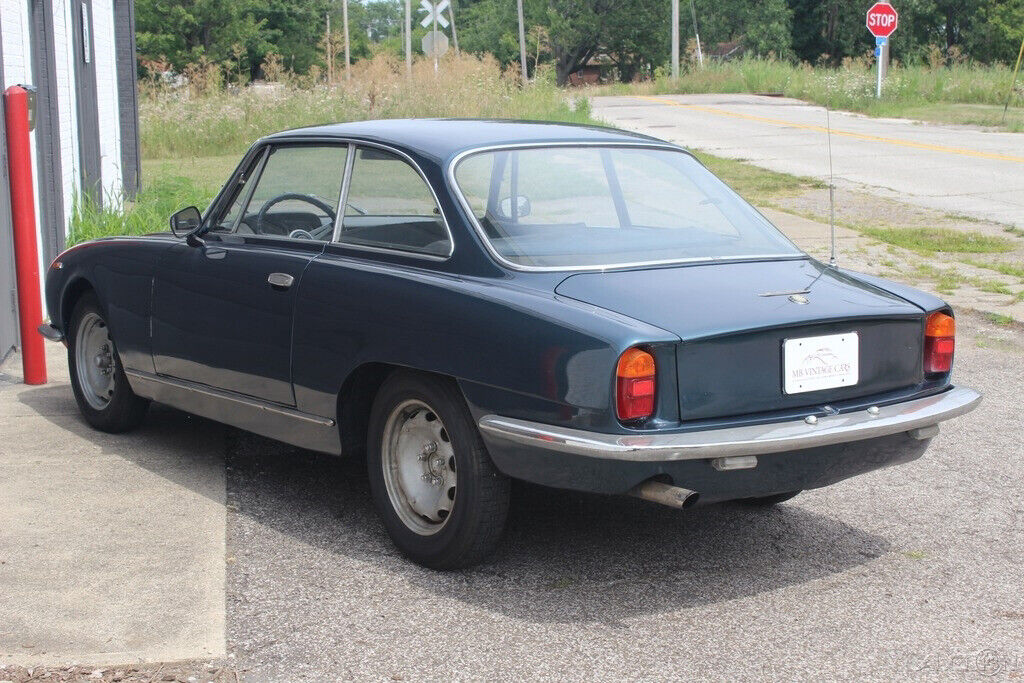Alfa-Romeo-Sprint-2600-1966-Coupe-3
