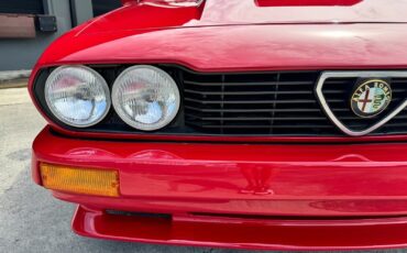 Alfa-Romeo-gtv6-1986-Hatchback-17