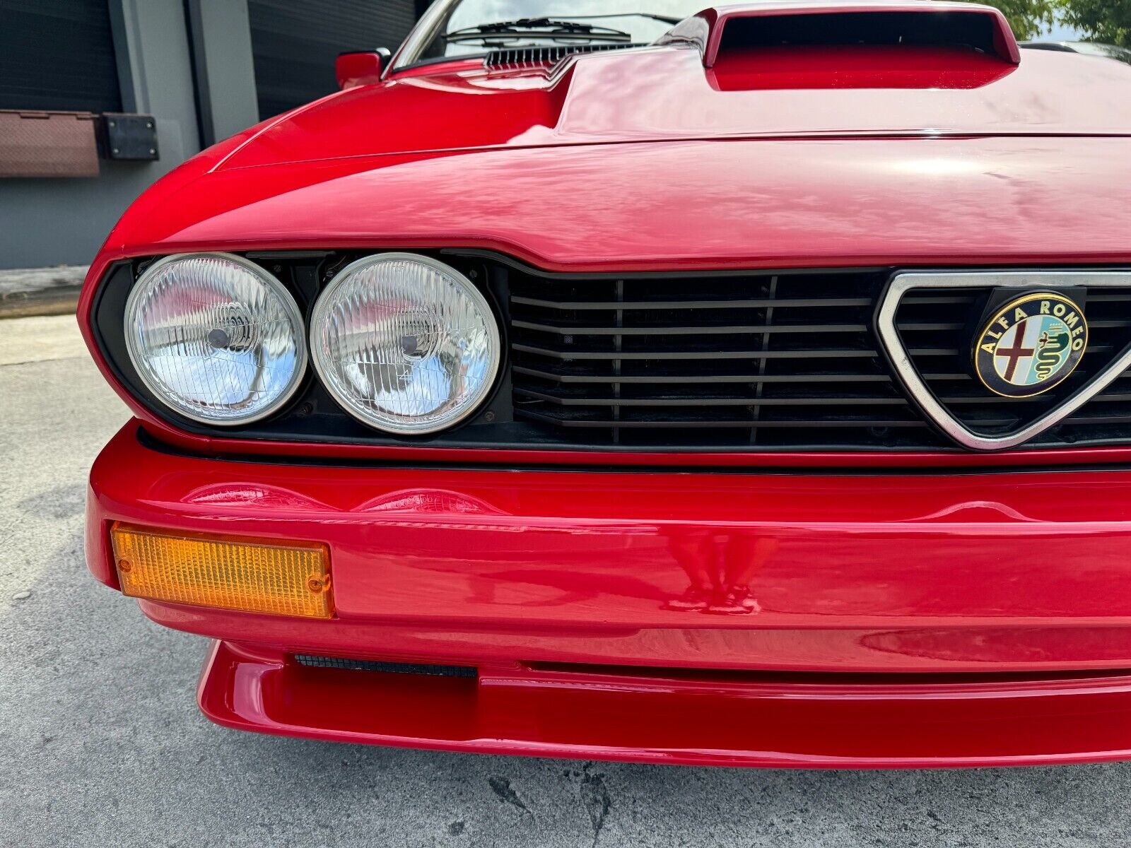 Alfa-Romeo-gtv6-1986-Hatchback-17
