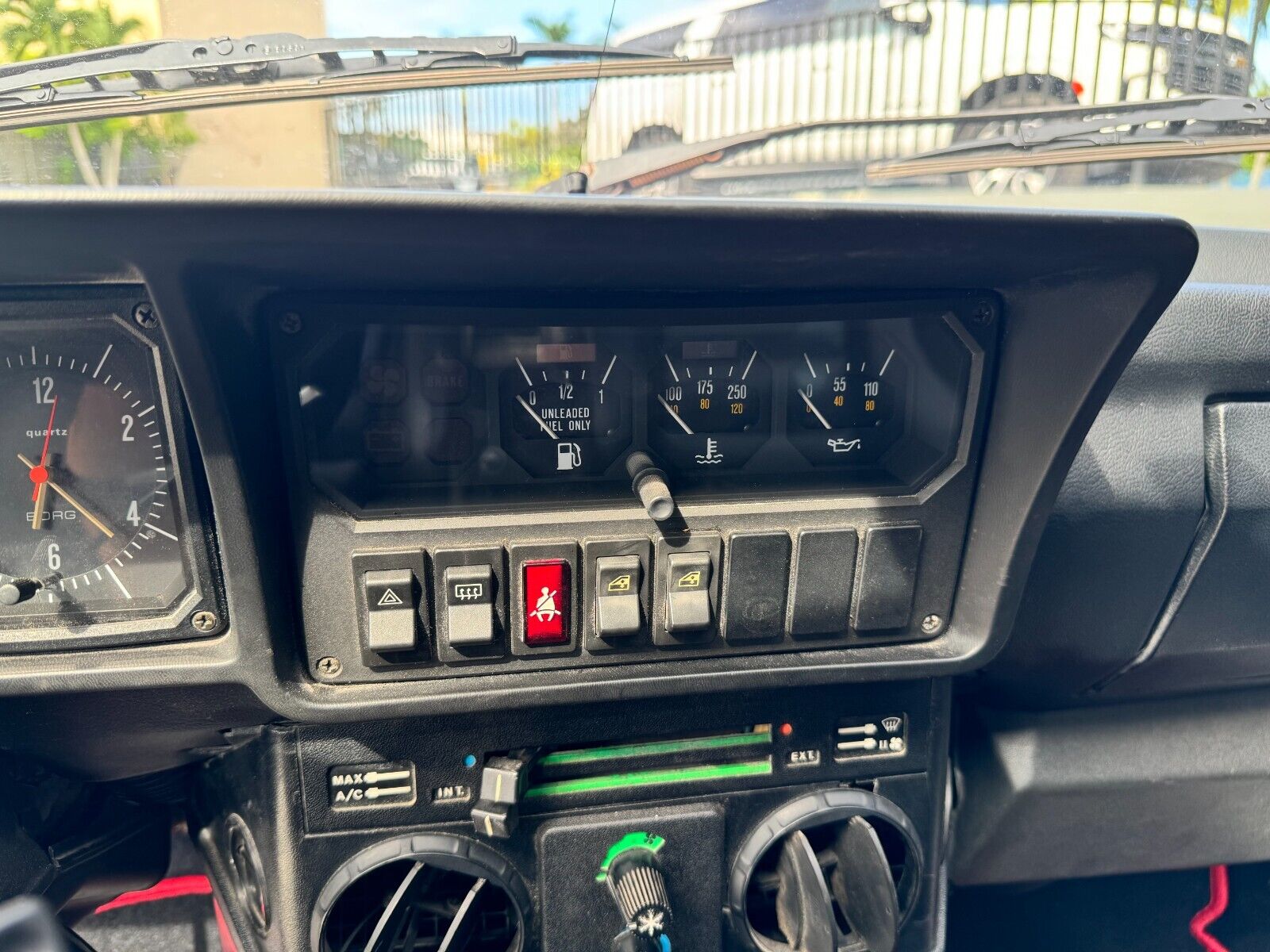 Alfa-Romeo-gtv6-1986-Hatchback-28