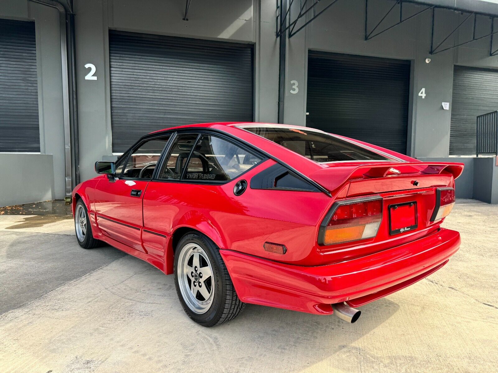 Alfa-Romeo-gtv6-1986-Hatchback-8