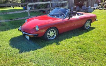 Alfa-romeo-Spider-1973-red-3