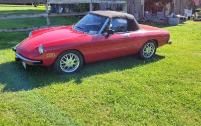 Alfa romeo Spider  1973 red