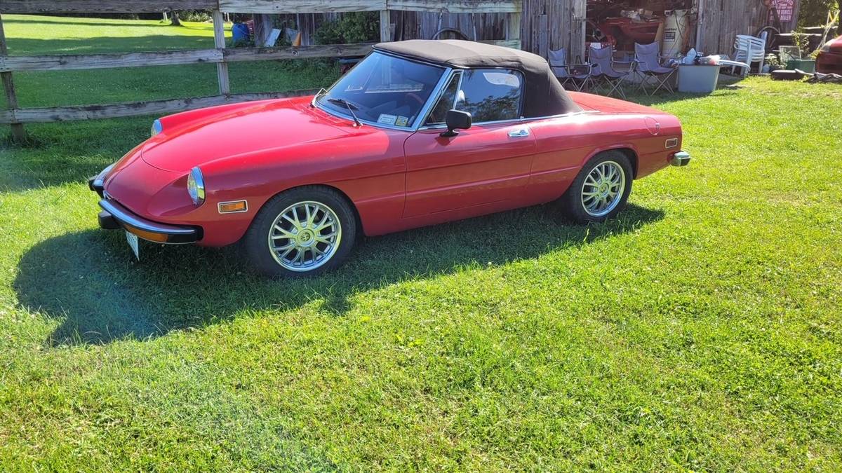 Alfa-romeo-Spider-1973-red
