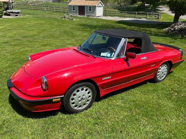 Alfa-romeo-Spider-1989-red