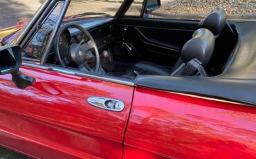Alfa-romeo-Spider-veloce-1986-red-15