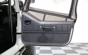 American-CJ7-1981-Jeep-25