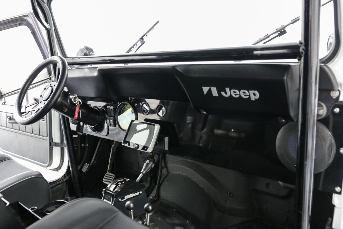American-CJ7-1981-Jeep-26