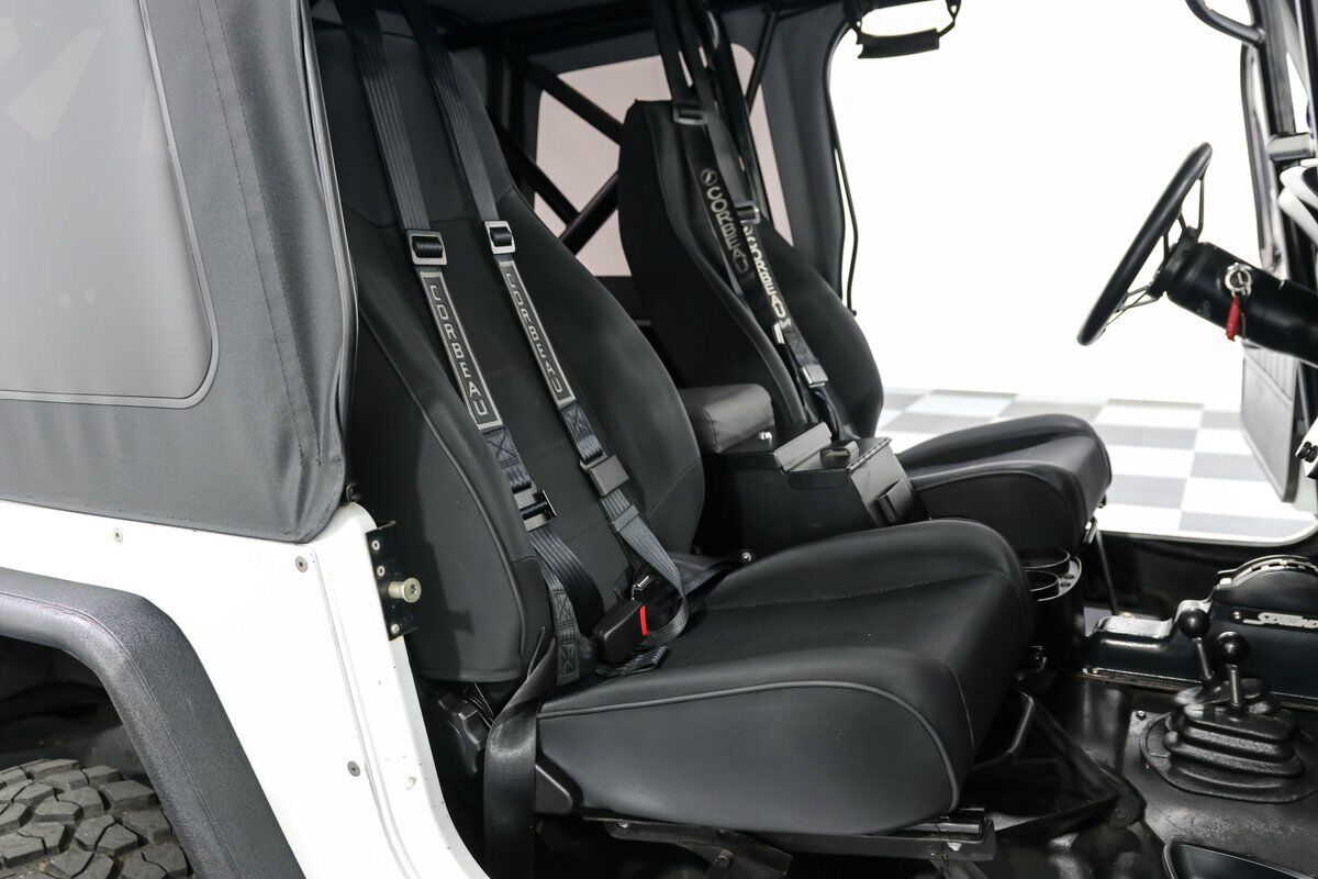 American-CJ7-1981-Jeep-27