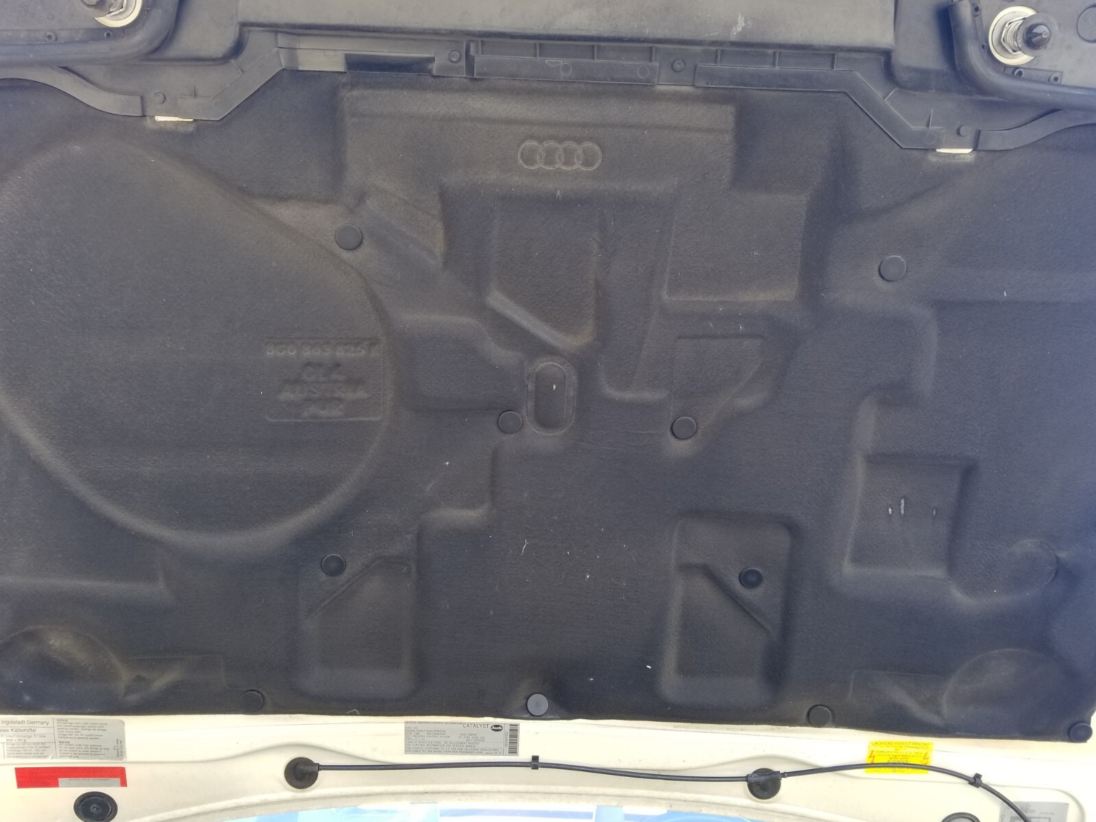Audi-Cabriolet-1994-Convertible-14