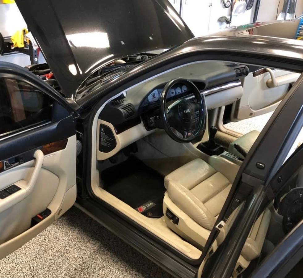 Audi-S4-1994-black-1