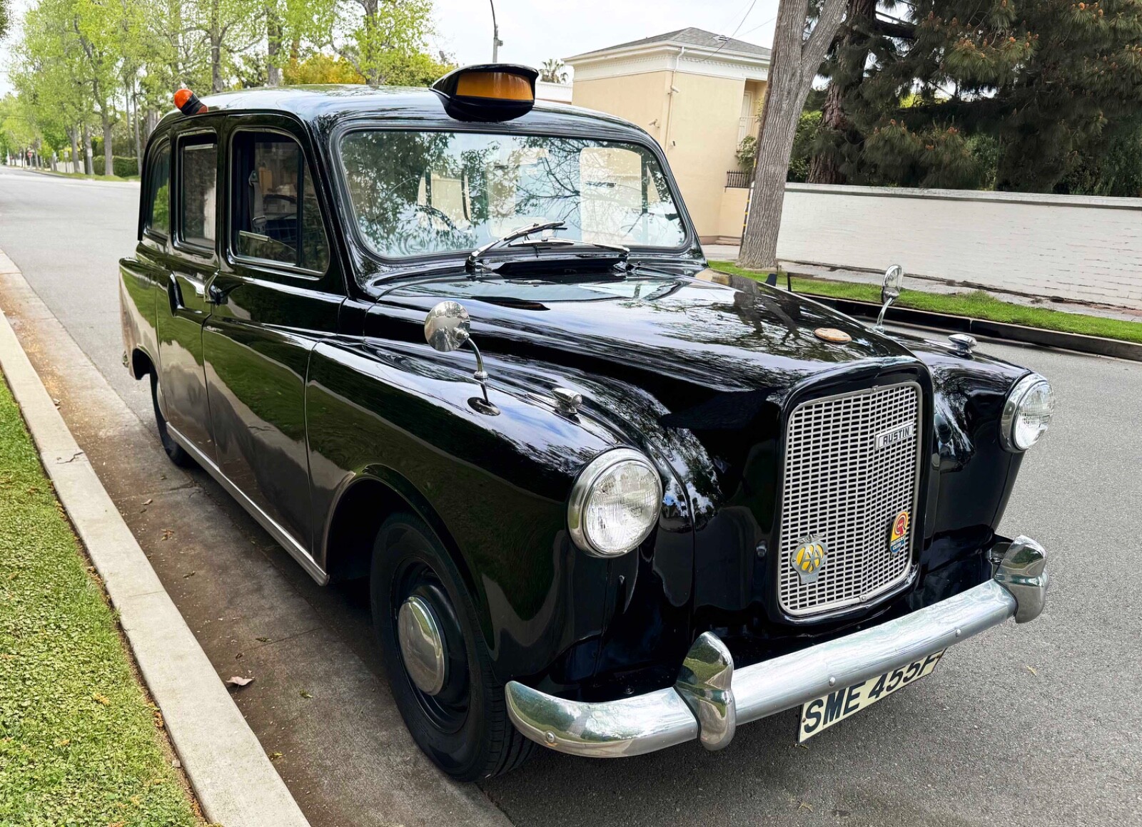 Austin-FX4-London-Taxi-1966-Taxi-1