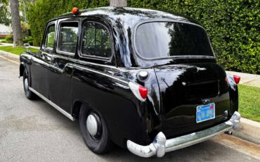 Austin-FX4-London-Taxi-1966-Taxi-3