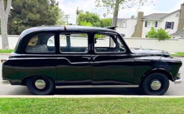 Austin-FX4-London-Taxi-1966-Taxi-5