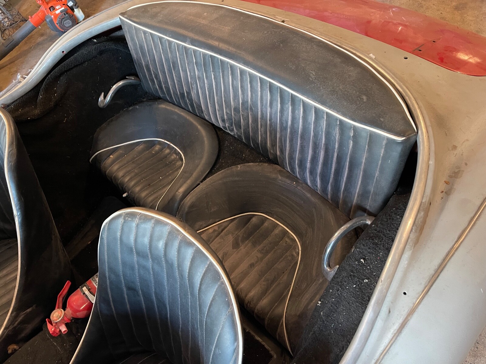 Austin-Healey-100-1957-Convertible-8