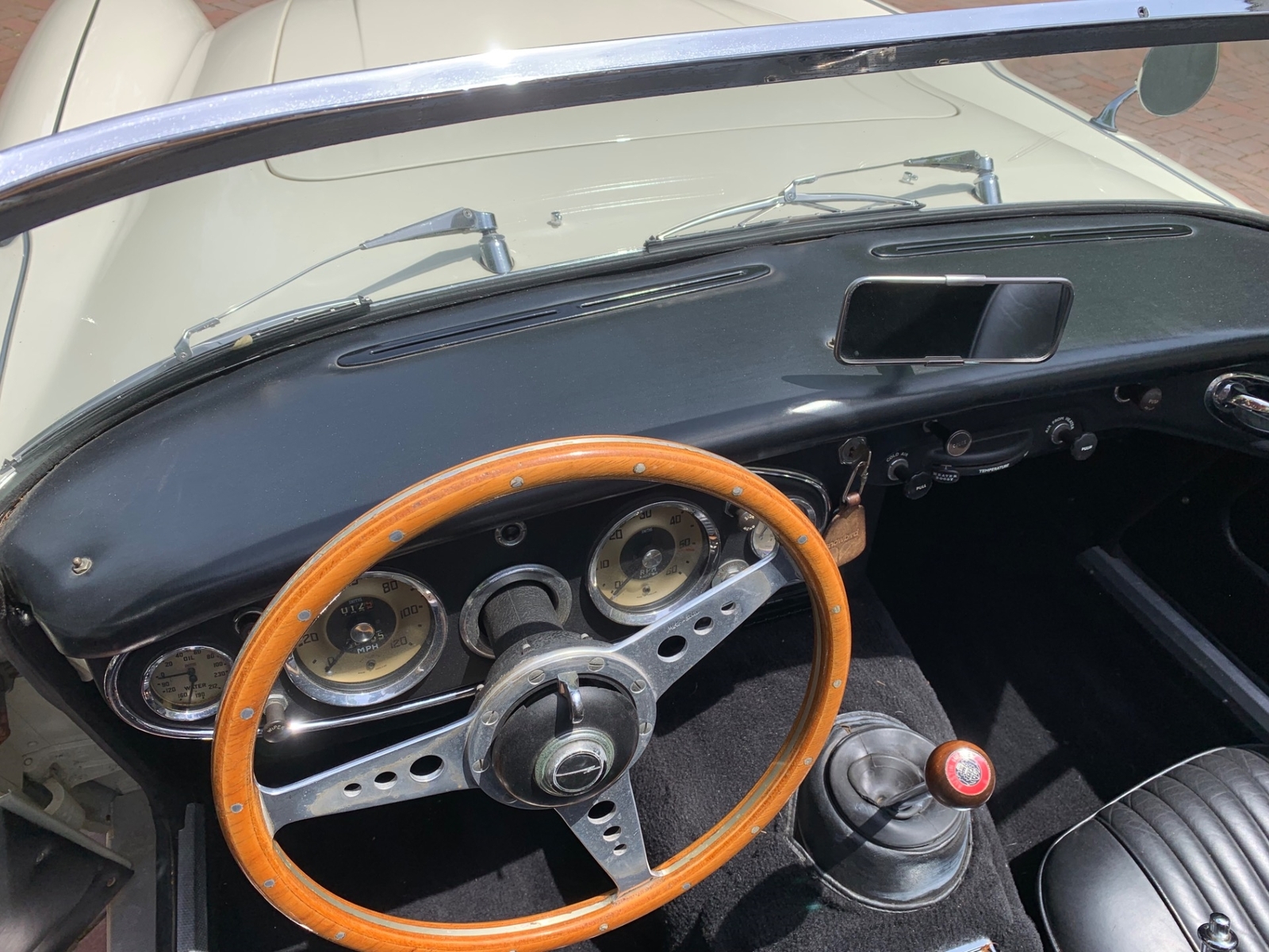 Austin-Healey-1963-convert-27