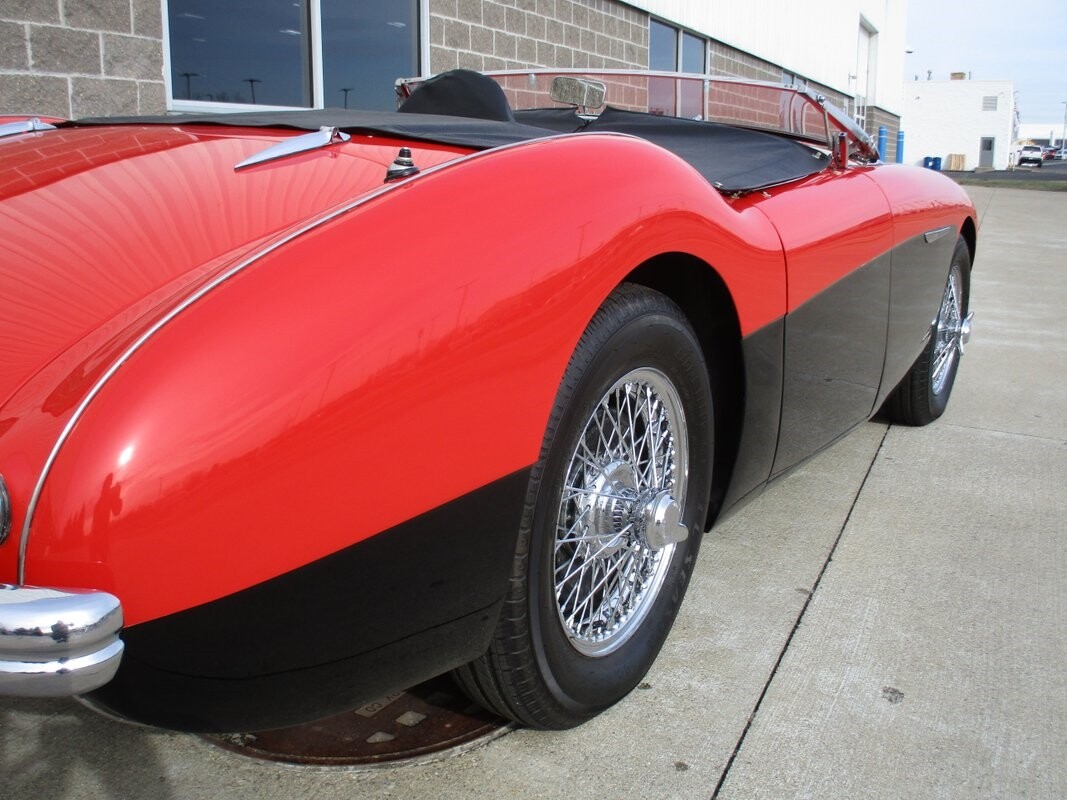 Austin-Healey-BN2-100M-Tribute-1956-13
