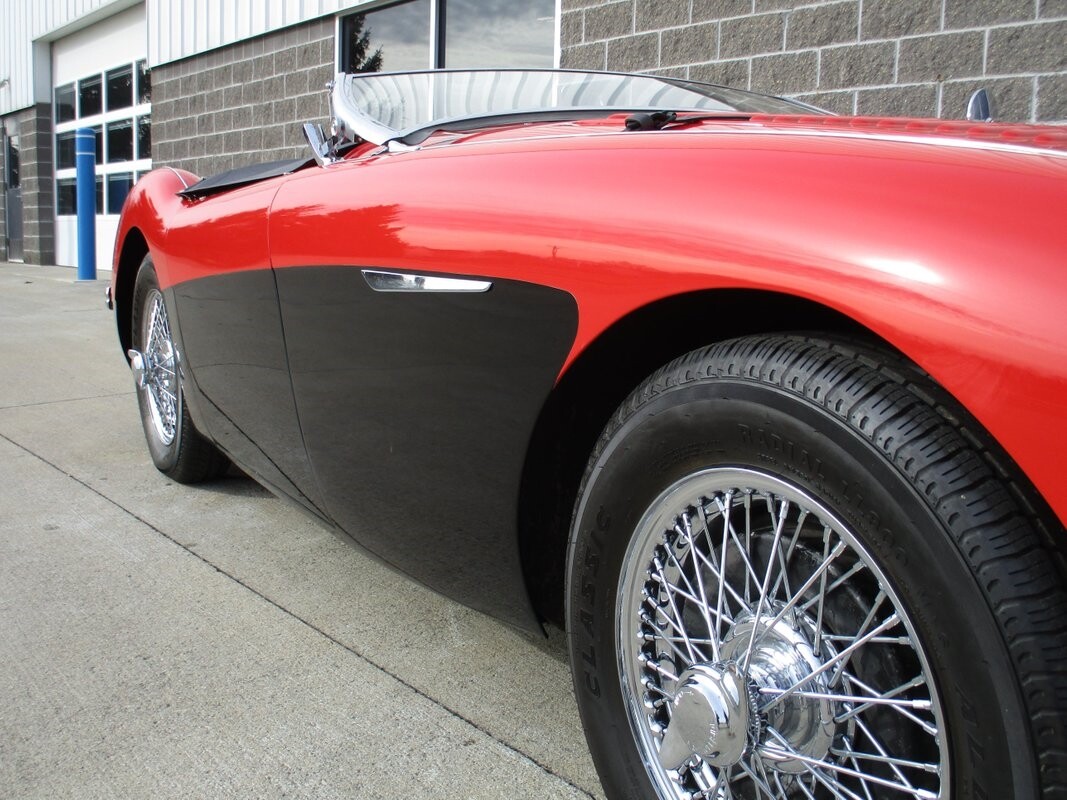 Austin-Healey-BN2-100M-Tribute-1956-14