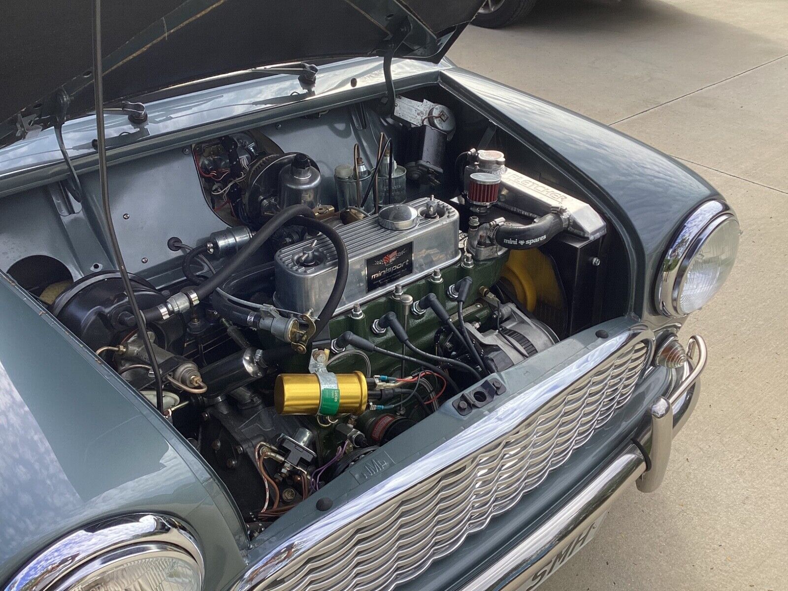 Austin-Mini-1963-Coupe-12