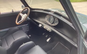 Austin-Mini-1963-Coupe-14