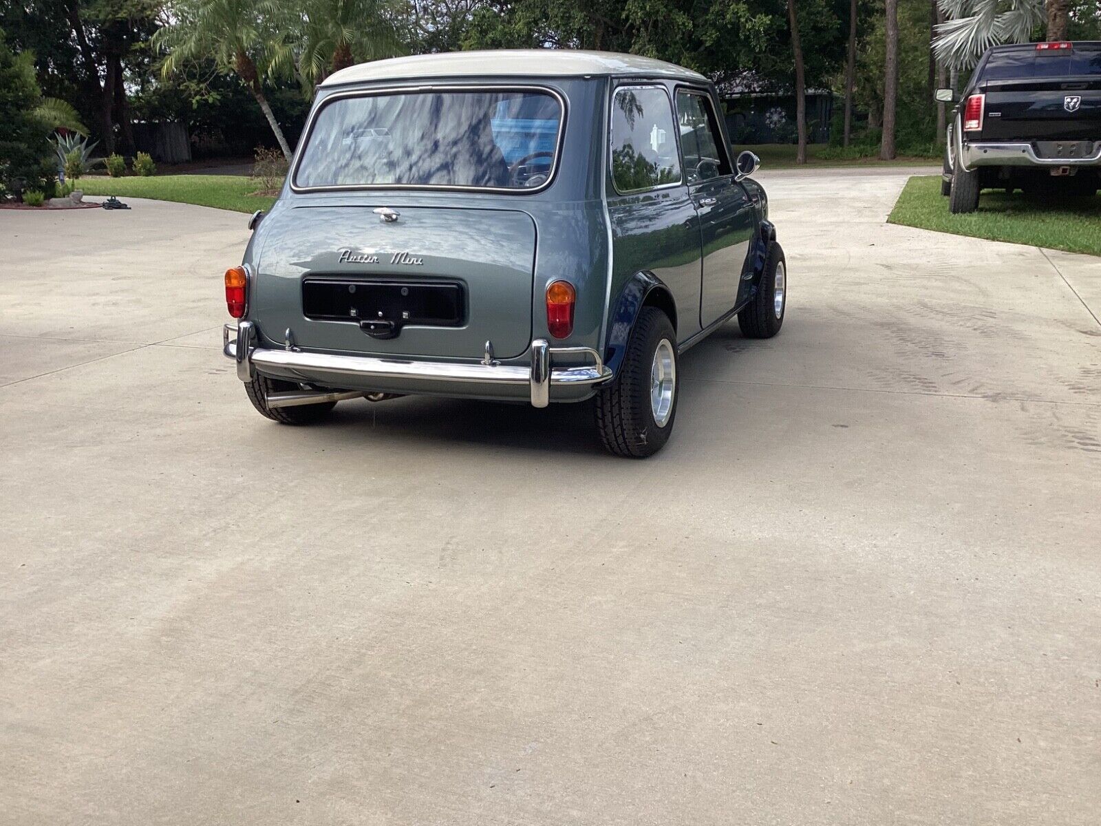 Austin-Mini-1963-Coupe-4