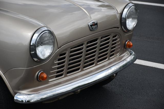 Austin-Mini-1967-Van-11