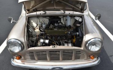 Austin-Mini-1967-Van-20