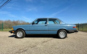 BMW-3-Series-1981-2-Door-Coupe-1