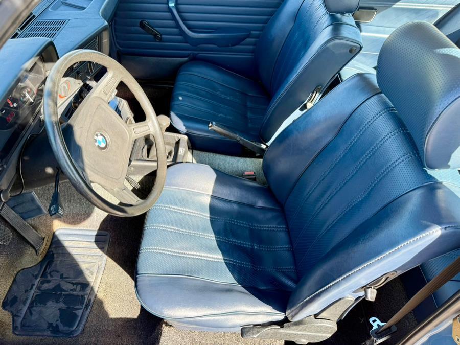BMW-3-Series-1981-2-Door-Coupe-15