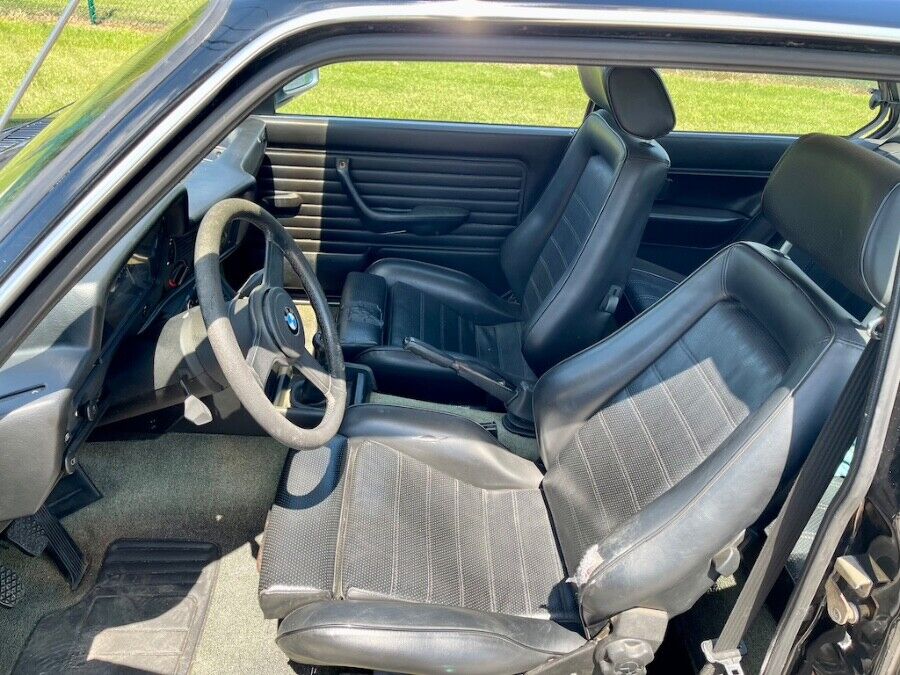 BMW-3-Series-1982-2-Door-Coupe-13