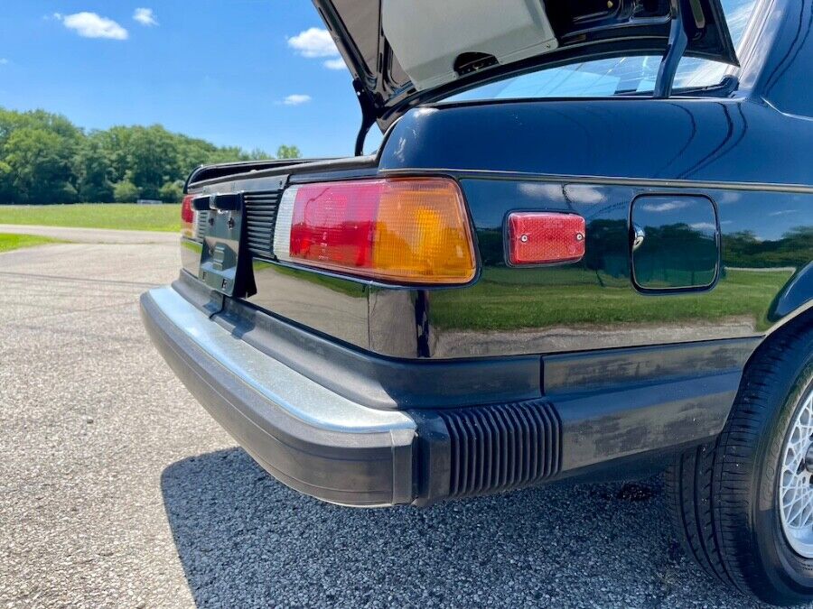 BMW-3-Series-1982-2-Door-Coupe-21