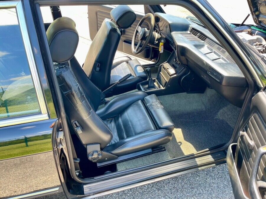 BMW-3-Series-1982-2-Door-Coupe-34