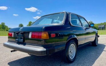 BMW-3-Series-1982-2-Door-Coupe-4