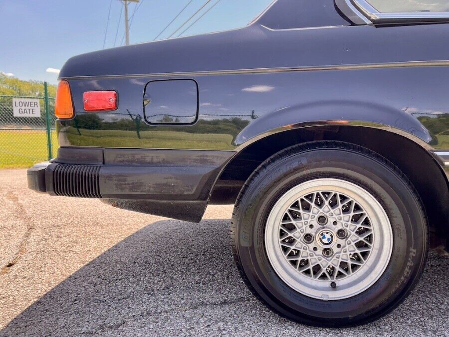 BMW-3-Series-1982-2-Door-Coupe-5
