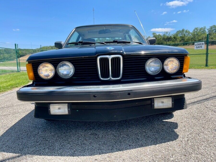 BMW-3-Series-1982-2-Door-Coupe-7