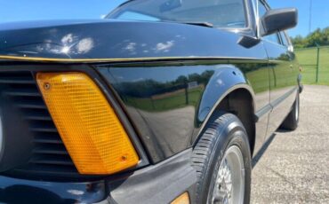 BMW-3-Series-1982-2-Door-Coupe-9