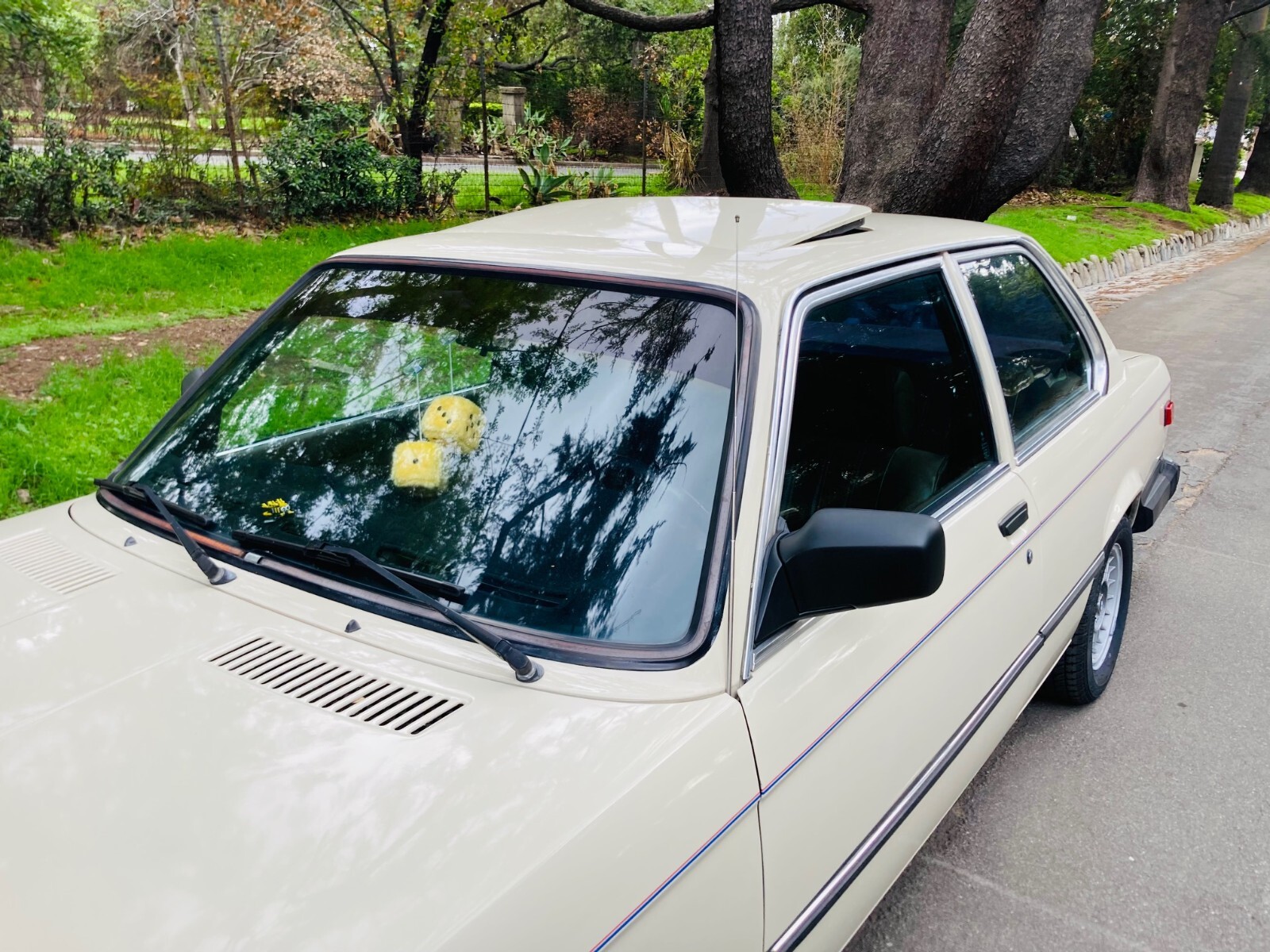 BMW-3-Series-1982-Coupe-3