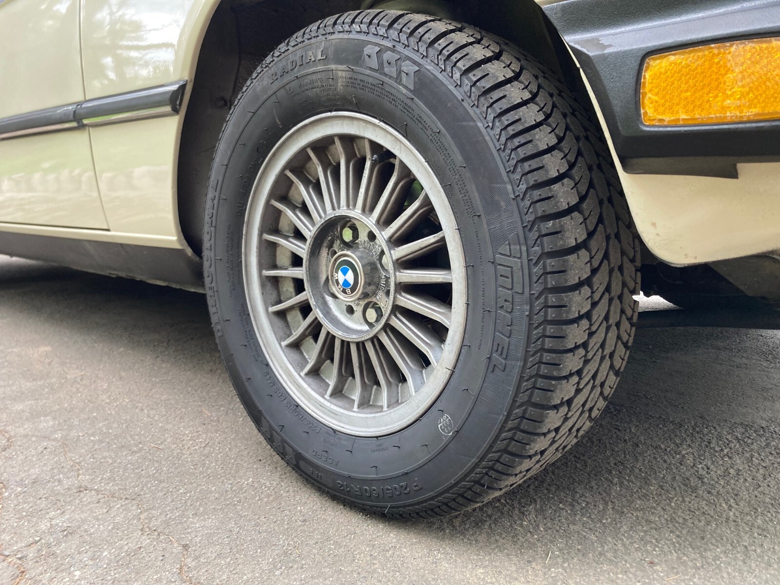 BMW-3-Series-1982-Coupe-5